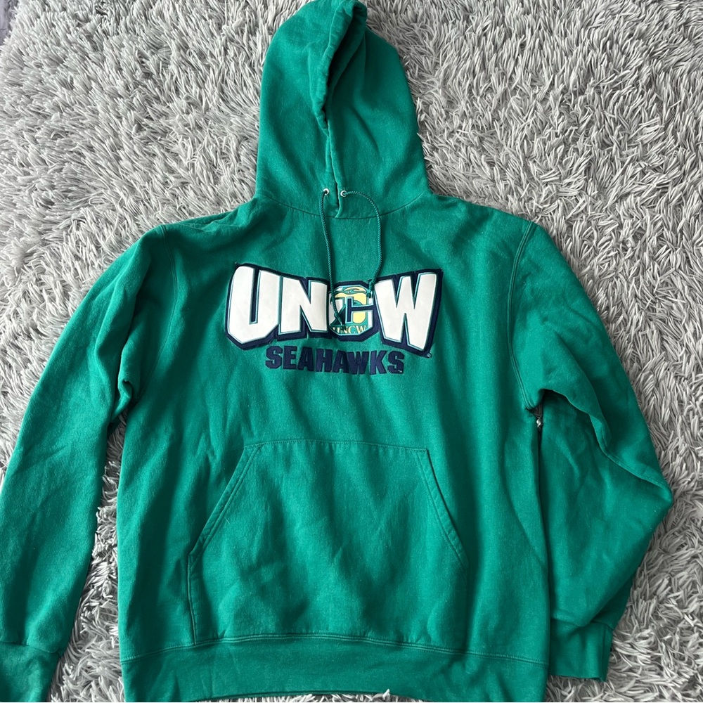Vintage UNCW hoodie